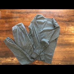 Matching long sleeve & jogger grey set